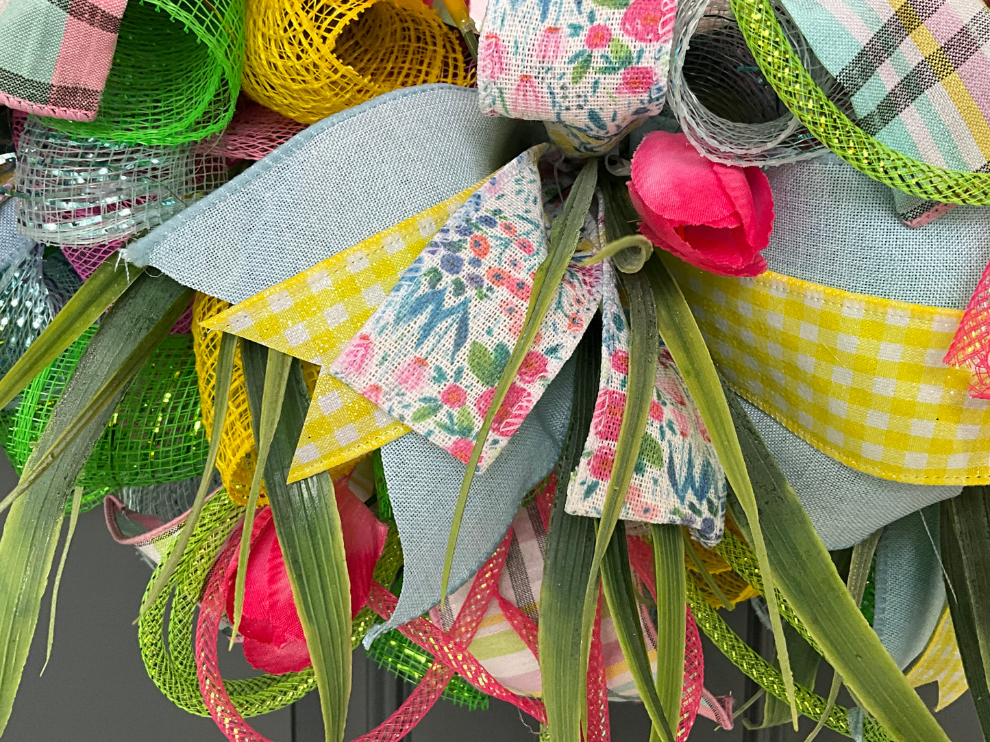 Spring Wreath for Front Door Tulip Wreath Gift for Mom Gift for Her Spring Decoration Spring Deco Easter Wreath Spring Door Hanger