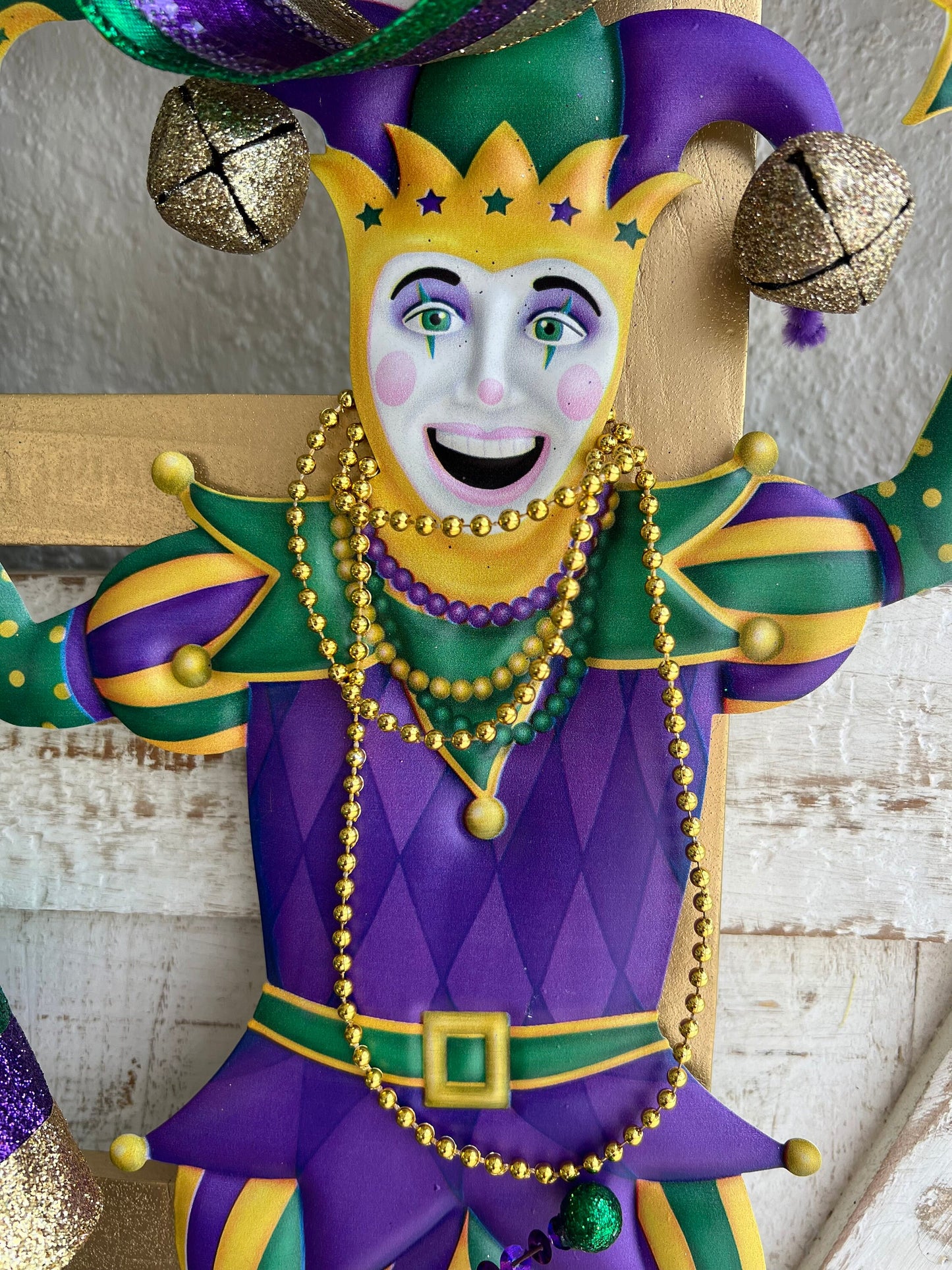 Mardi Gras Bead Jester Wreath Decoration for Front Door Mardi Gras Frame Wreath with Beads for Front Door