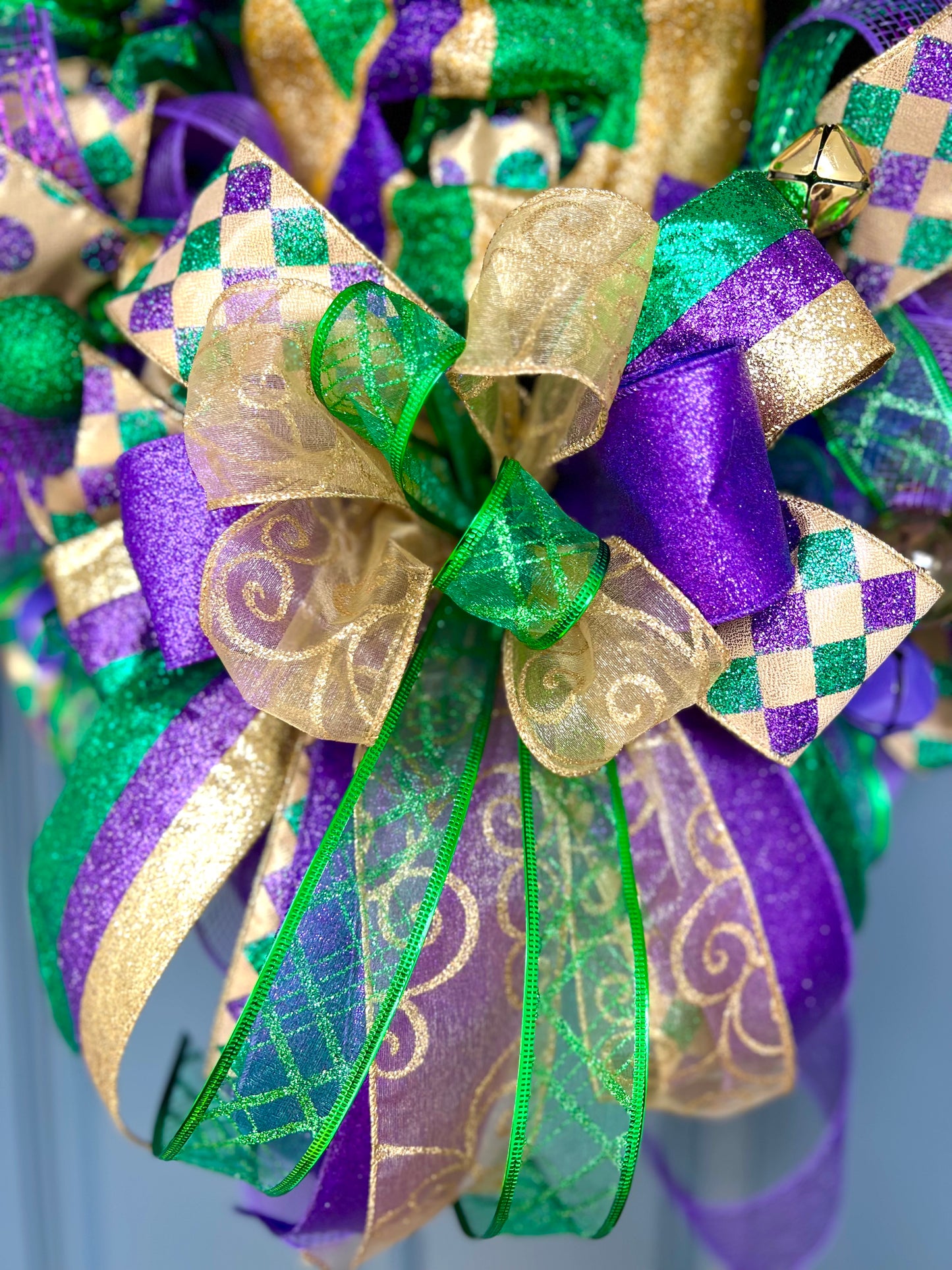 Mardi Gras Wreath with Mask for Front Door Mardi Gras Mask Wreath Decoration Mardi Gras Carnival Wreath Fat Tuesday Wreath Mardi Gras Decor