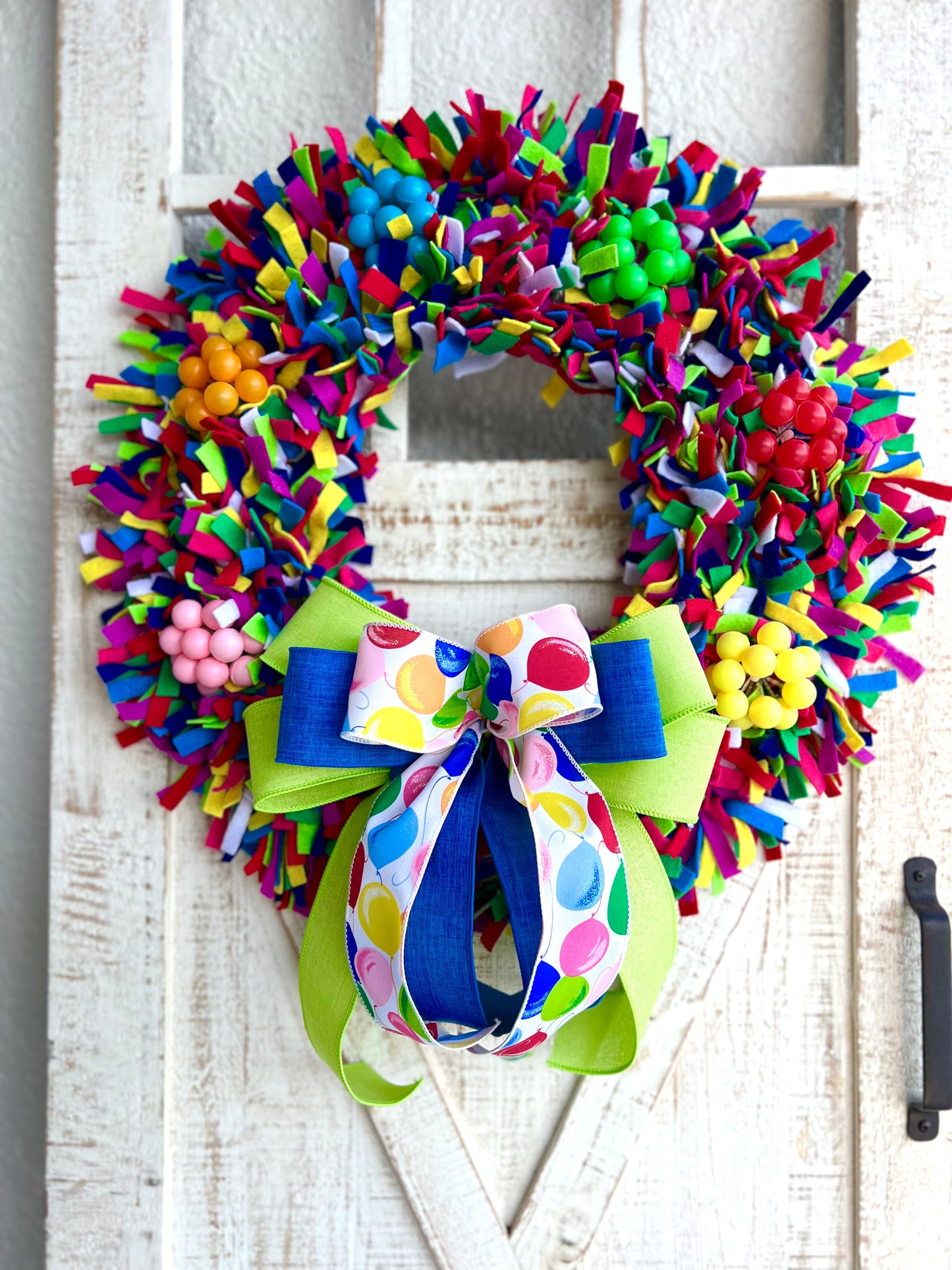 Happy Birthday Wreath for Front Door, Felt Birthday Party Wreath Decoration, Birthday Balloons Wreath Decoration, School Teacher Gift