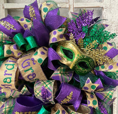 Mardi Gras Carnival Mask Wreath for Front Door, Mardi Gras Wreath, Carnival Wreath, Mardi Gras Fat Tuesday Decor, New Orleans Decoration