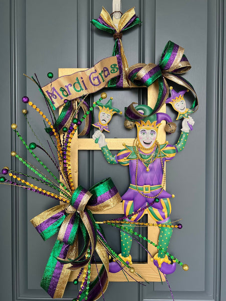 Mardi Gras Bead Jester Wreath Decoration for Front Door Mardi Gras Frame Wreath with Beads for Front Door