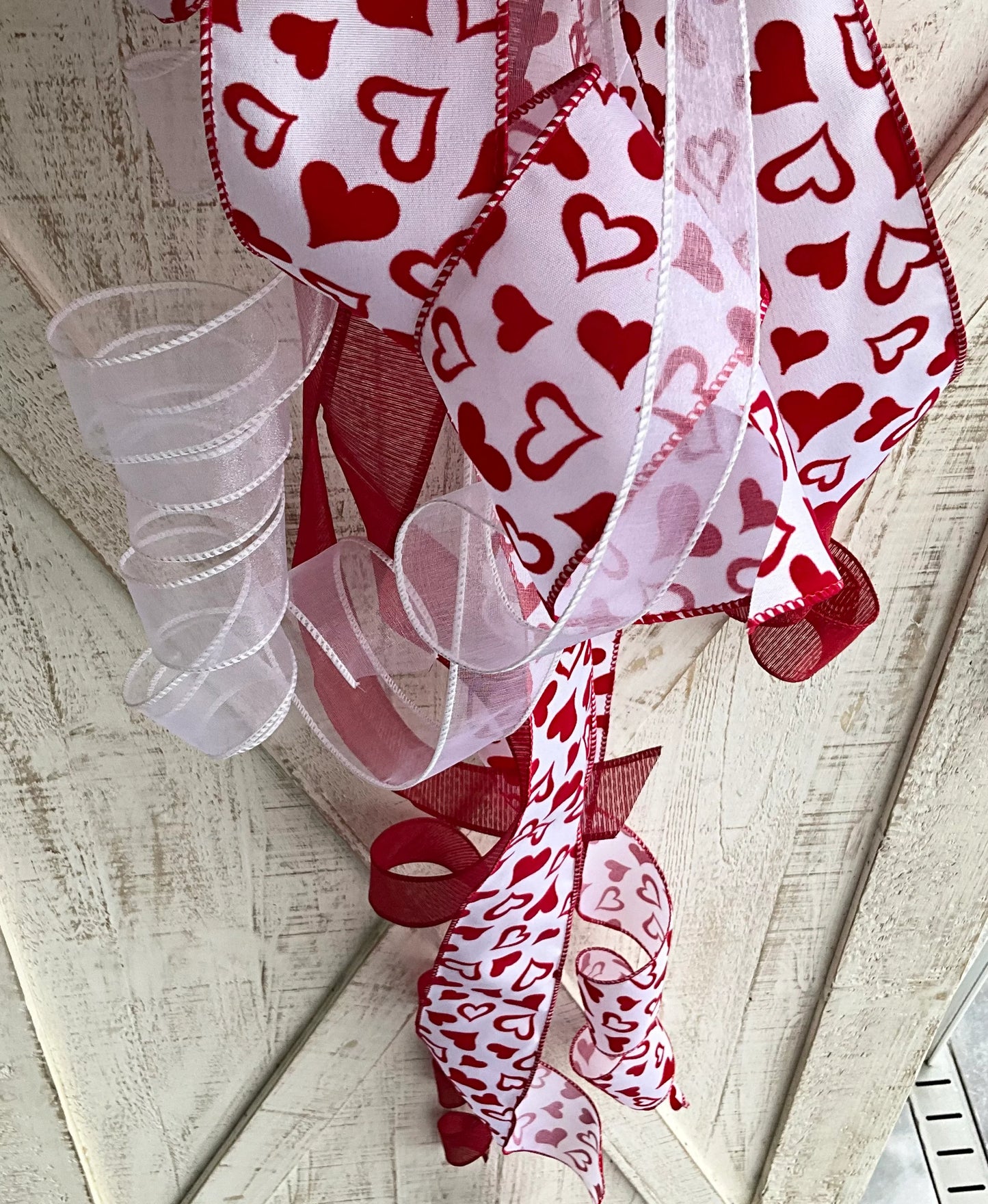 Valentines Day Bow Valentines Day Gift Gift for Her Gift for Me Tree Topper Bow Large Bow for Car Red and White Bow Valentines Wreath